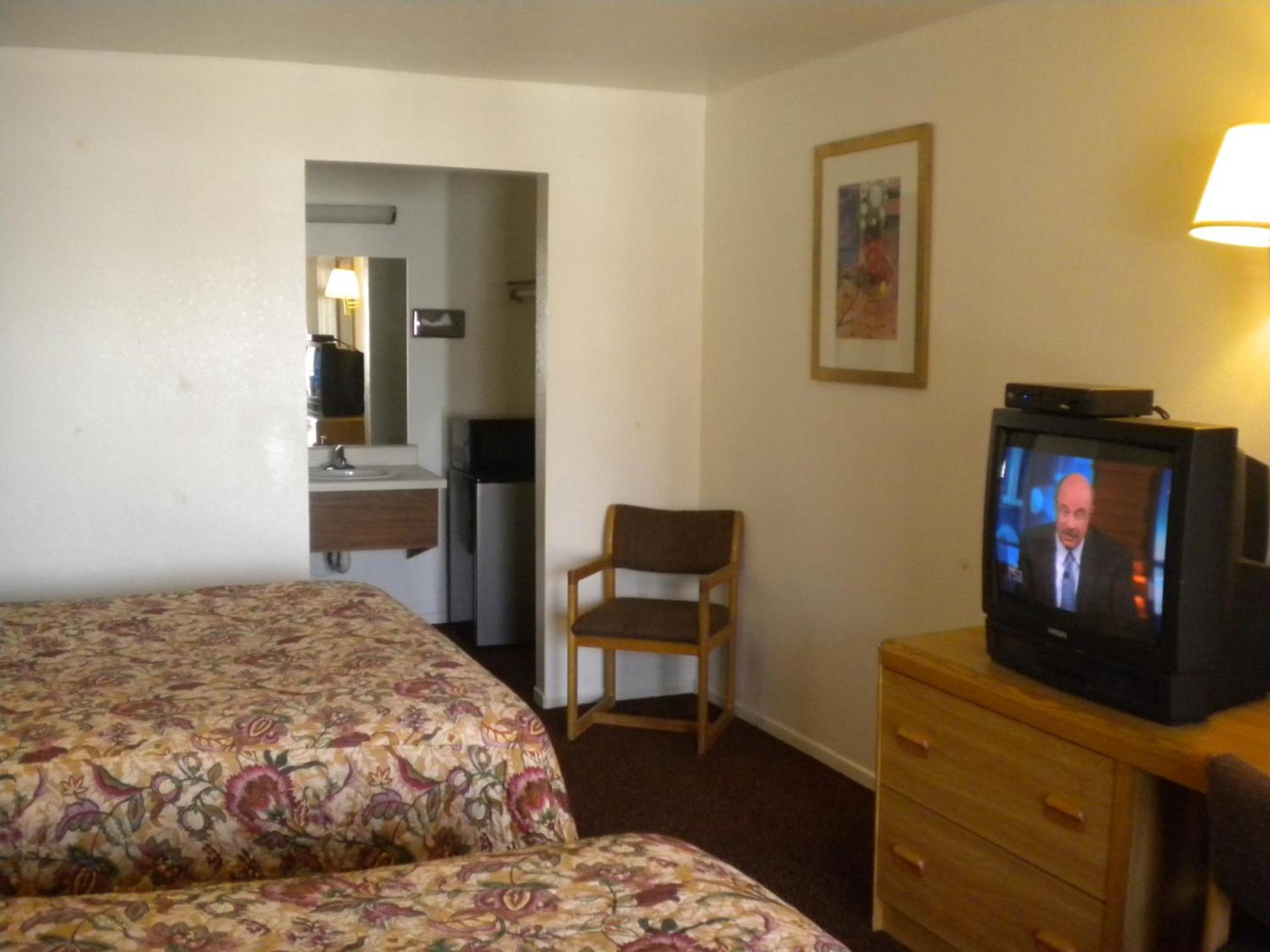 Best Economy Inn & Suites Bakersfield Pokój zdjęcie