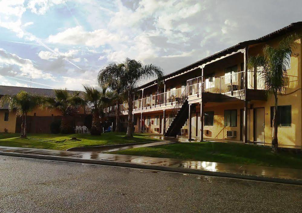 Best Economy Inn & Suites Bakersfield Zewnętrze zdjęcie