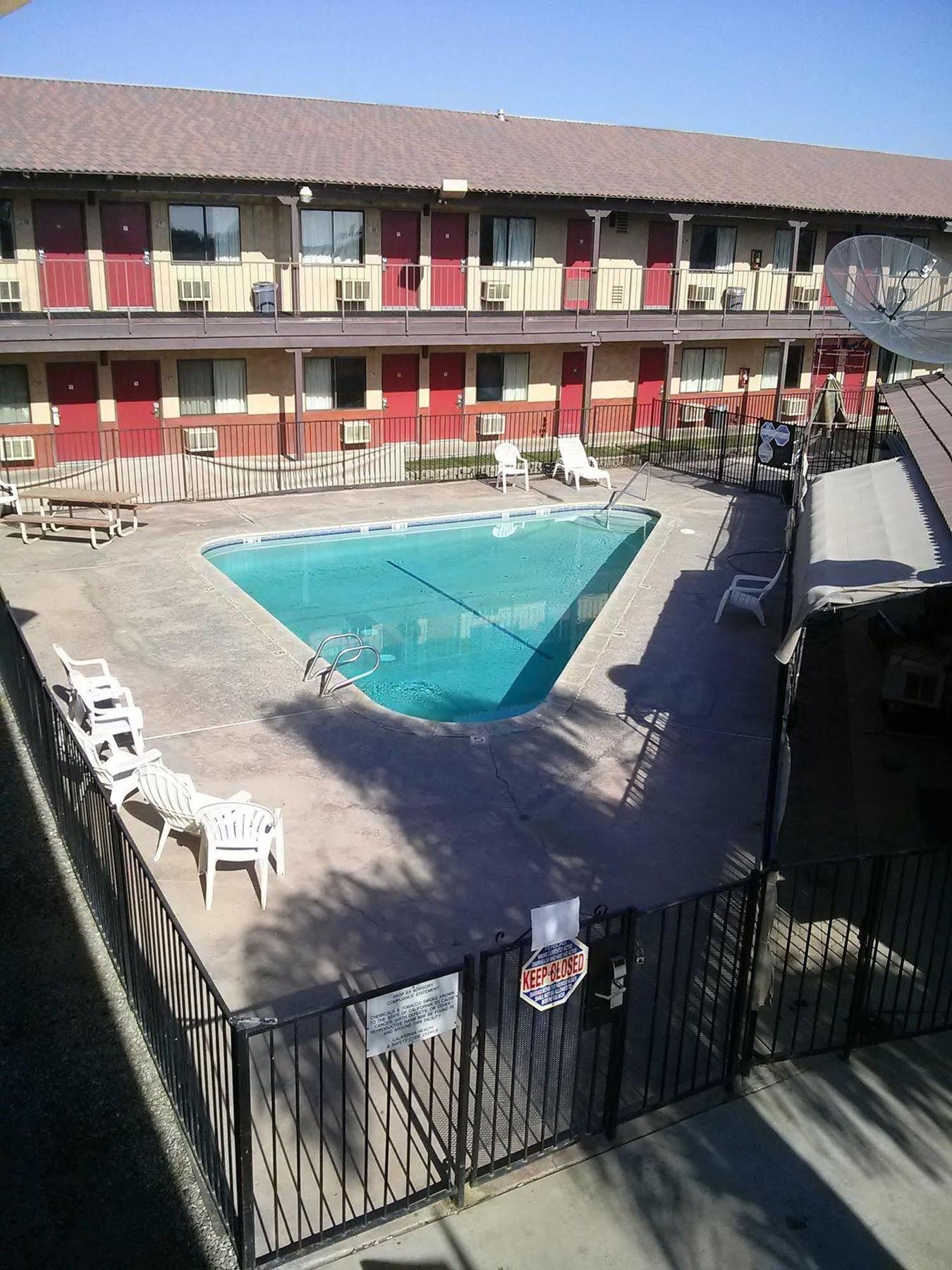 Best Economy Inn & Suites Bakersfield Zewnętrze zdjęcie